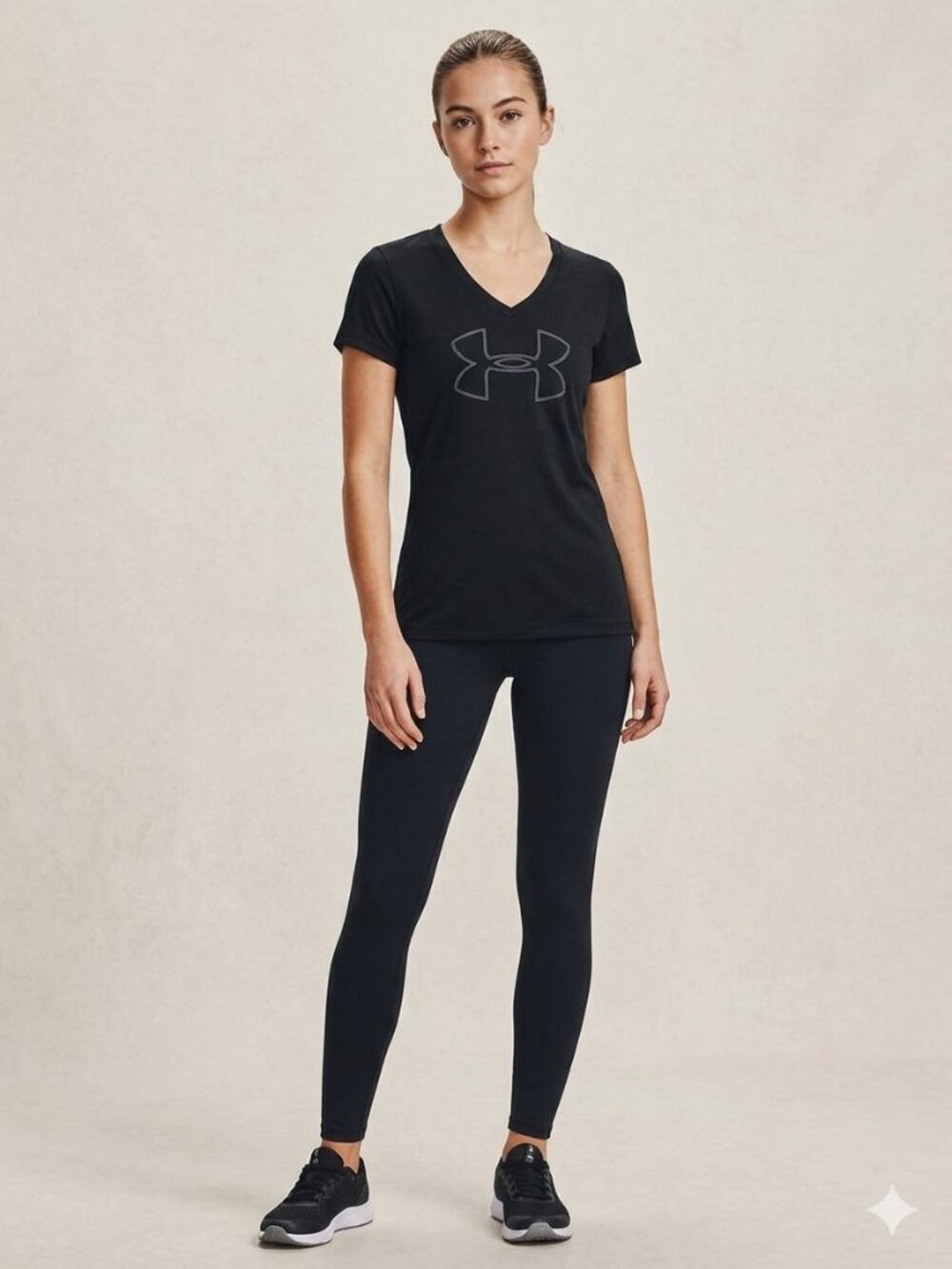 UNDER Armour v-neck activewear t-shirt size XS